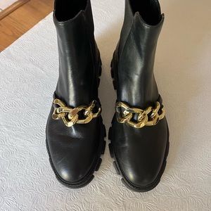Like New, Michael Kors Lug Boots with Gold Chain